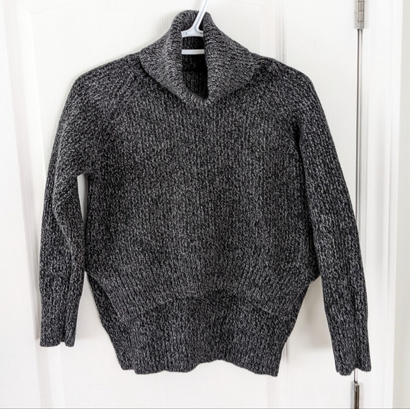 ARITZIA Wilfred Lin wool sweater in heather Grey Small @Z - Picture 6 of 9